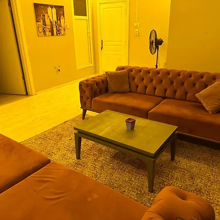 Apartment Peralas Konaklama *